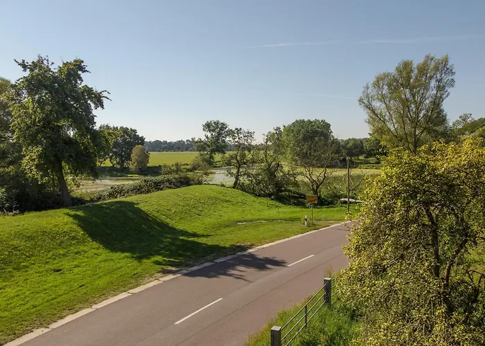 Ferienhaus Steutz بيت للعطل *